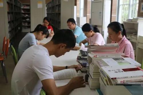 大学生心理、心理建设、就业领域——高校教师职称评定专著出书挂名