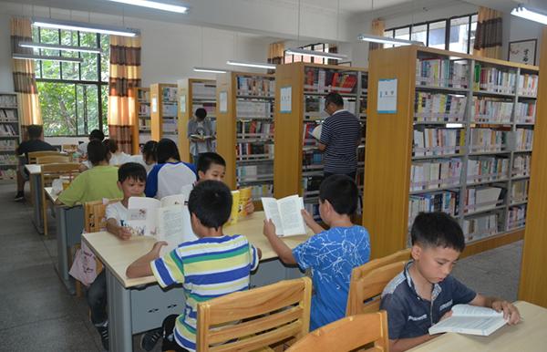 评优评先评职称发表论文投稿:文学类学术期刊杂志精选低费用