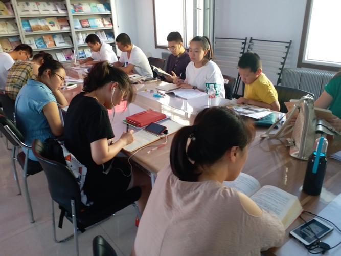 职称论文投稿实战：破解发表难题，提升学术影响力的策略”