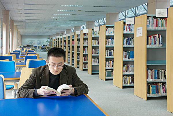 发表学术论文投稿攻略:比较便宜的方上知网万方收录档案图书管理期刊杂志精选