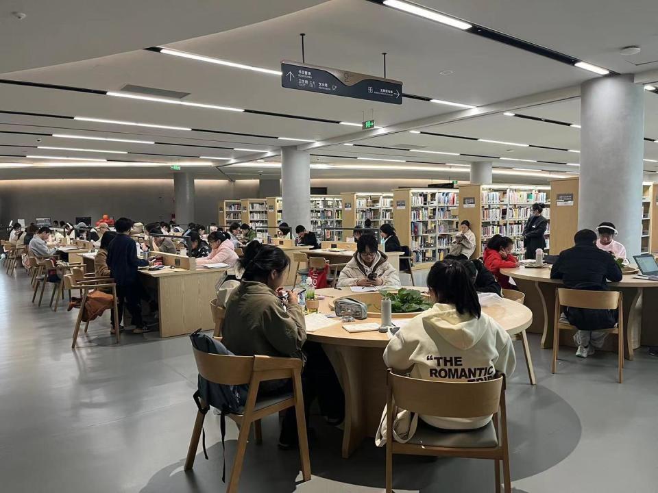 中高工职称专著教材合著著作出版指南：主编