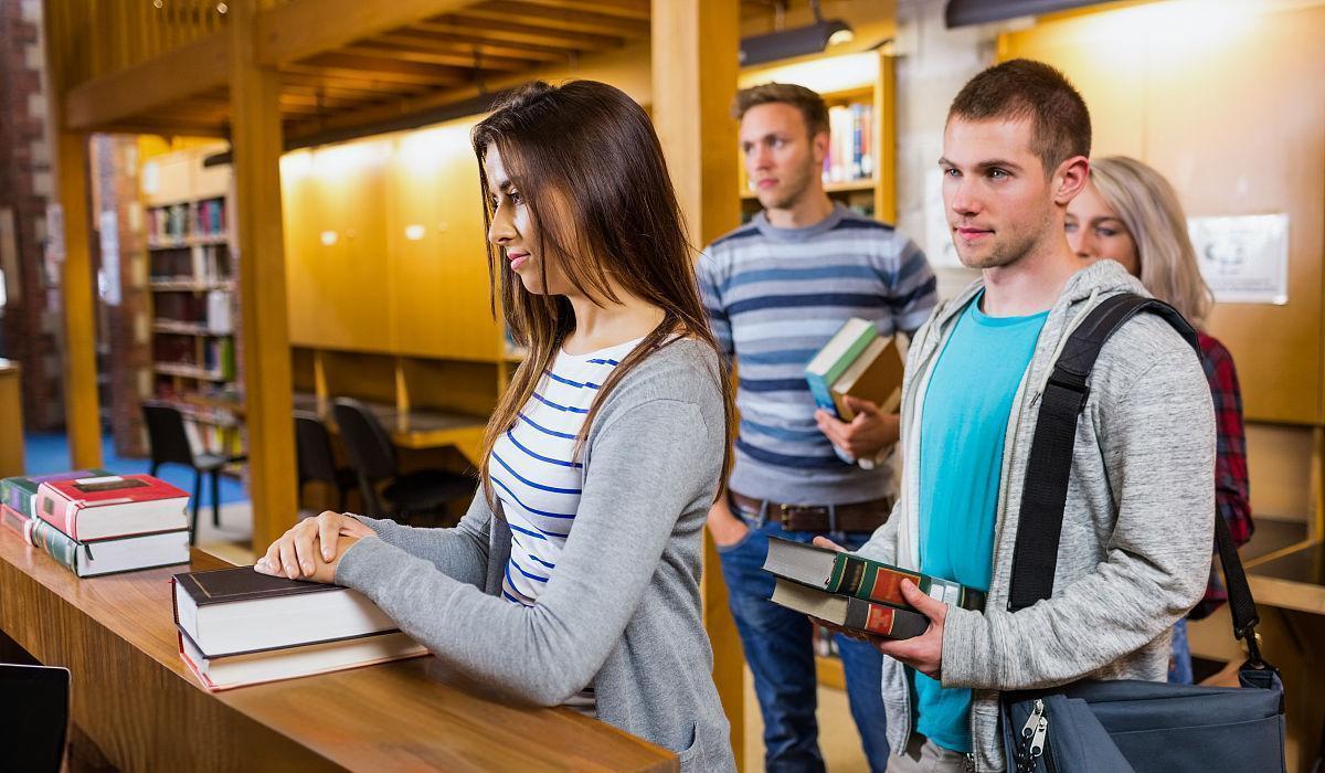 艺术教师职称晋升秘籍:钢琴、舞蹈、声乐学术论文发表投稿与教材图书挂名主编、副主编出书著作出版指南