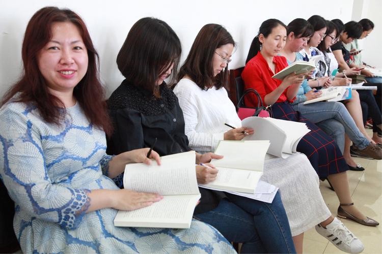 幼儿中小学中职基础教育教师教学《新智慧》期刊：论文发表征投稿