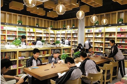 照明电器光源类期刊发表论文《照明电器光源灯具》季刊/万方收录