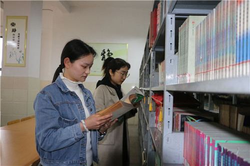 师范学院学报期刊论文发表投稿《怀化学院学报》：知网收录