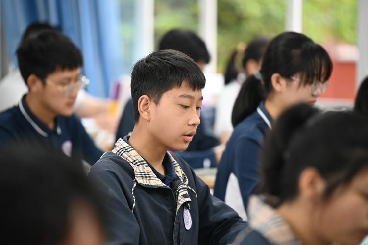解析精细化工《广东化工》期刊杂志：发表论文版面费用及刊物解读