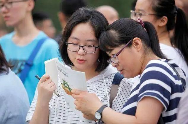 关于经济管理《财经问题研究》期刊杂志：介绍及论文发表投稿指南