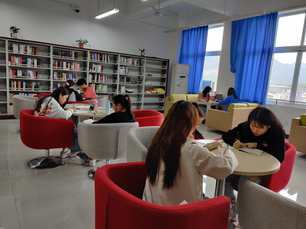 解析G4教育教学《甘肃高师学报》期刊杂志：介绍及论文发表投稿